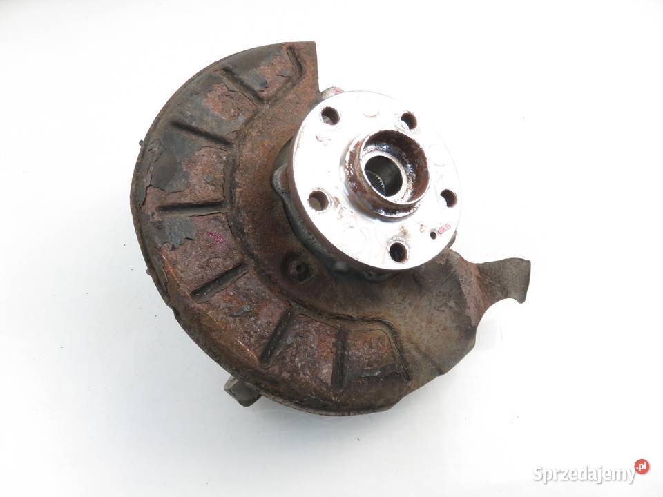 ZWROTNICA PIASTA PRZEDNIA PRAWA PASSAT B6 20 FSI Piasty i łożyska kół sprzedam