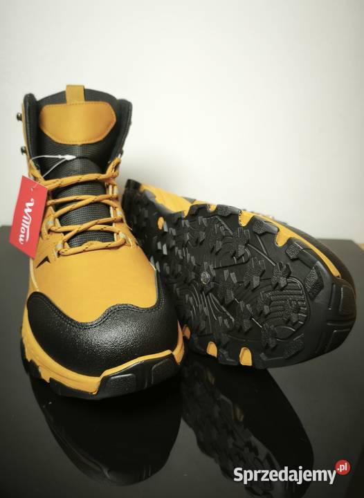 Buty zimowe w wyprzedażowej ostatnie sztuki