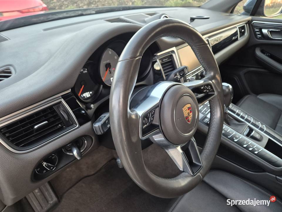 Porsche Macan S 30 2015 delikatnie uszkodzony na Żórawina