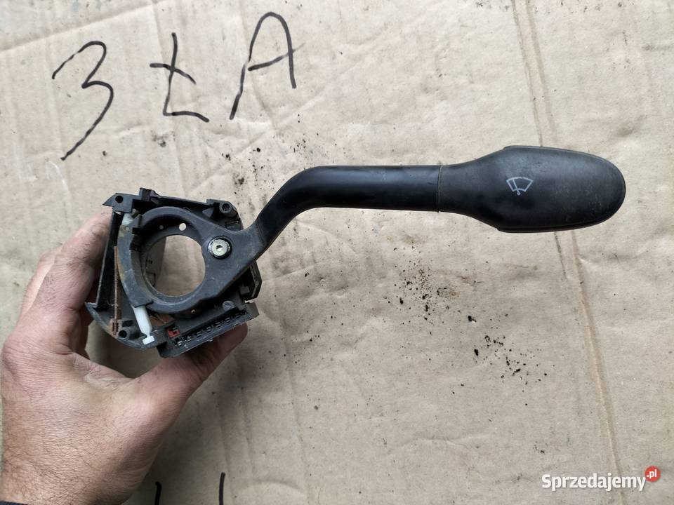 PRZEŁĄCZNIK WYCIERACZEK MANETKA GOLF 3 Kamień-Kolonia