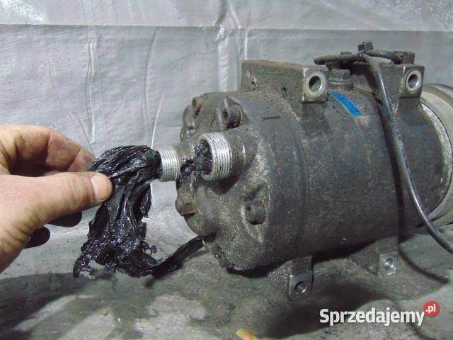 SPRĘŻARKA KLIMATYZACJI PASSAT B5 18 8D02608050D