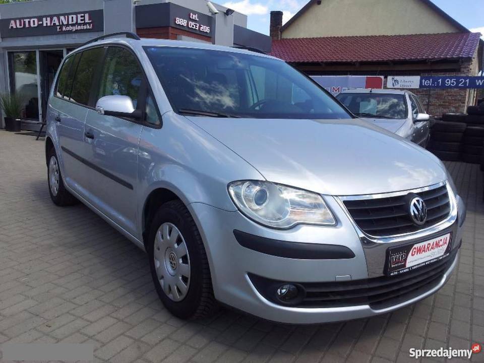 Na sprzedaż Volkswagen Touran srebrny światła przeciwmgłowe Krzywizna