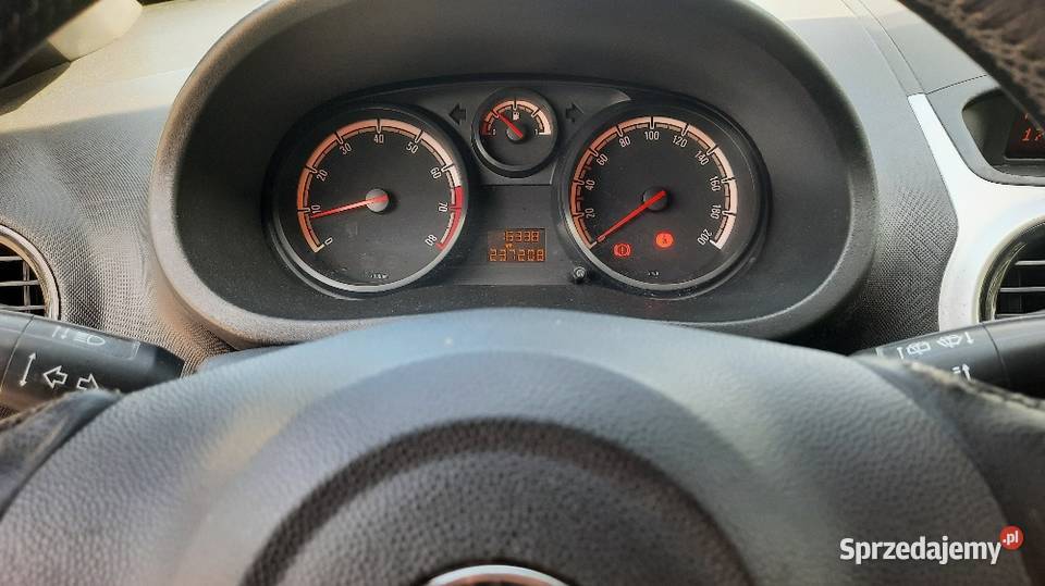 Opel Corsa D 12i69 Klima 5D sprzedam