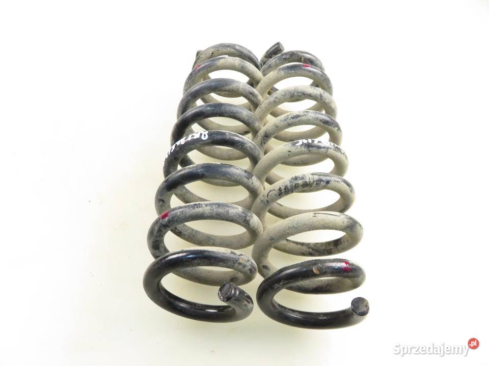 SPRĘŻYNY TYŁ BMW E91 318 d 143 sprzedam