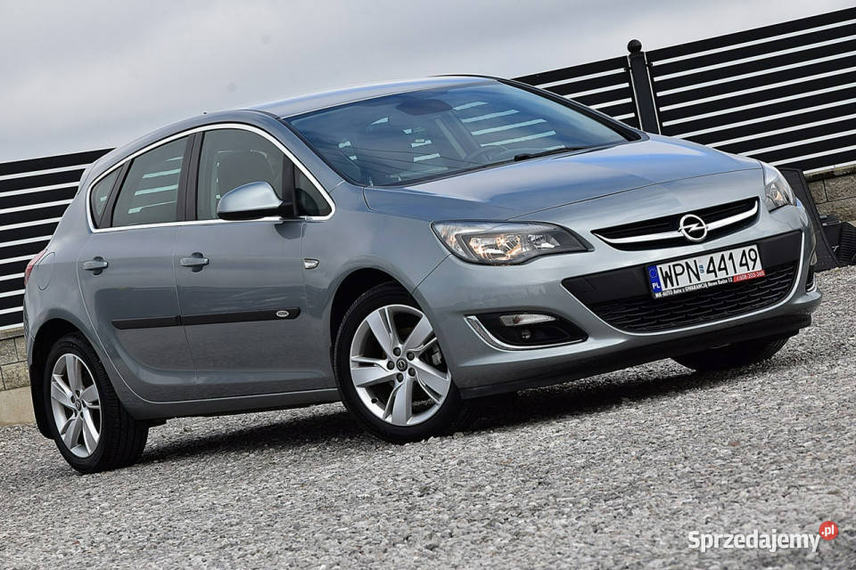Opel Astra 14T 120 Alu Klima Navi Gwarancja J czujnik zmierzchu Nowe Kucice