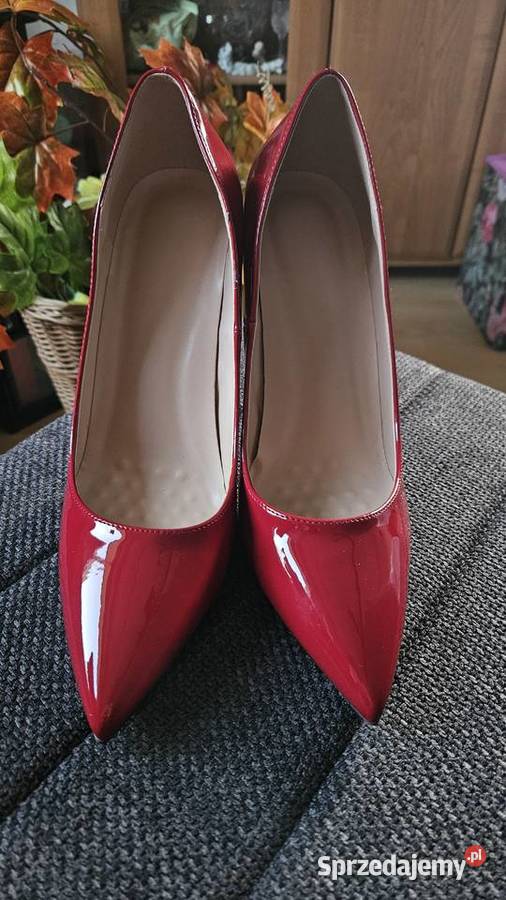 Szpilki 43 czerwone wysokie lakierki nowe Szczecin
