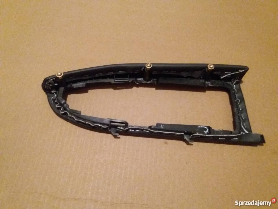 Ramka przełącznika szyby prawych drzwi Chrysler Wyposażenie wnętrza Szczecin