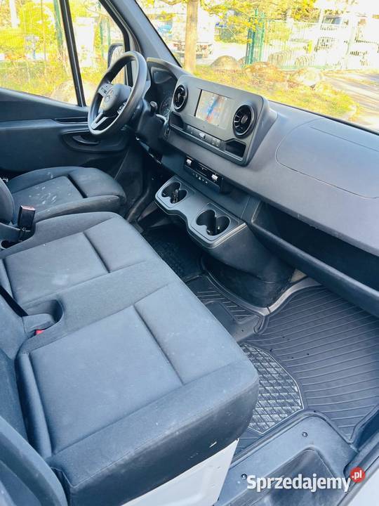 Mercedes Benz Sprinter 319 30 V6 190 35T 2021r Napęd tylna oś Nisko