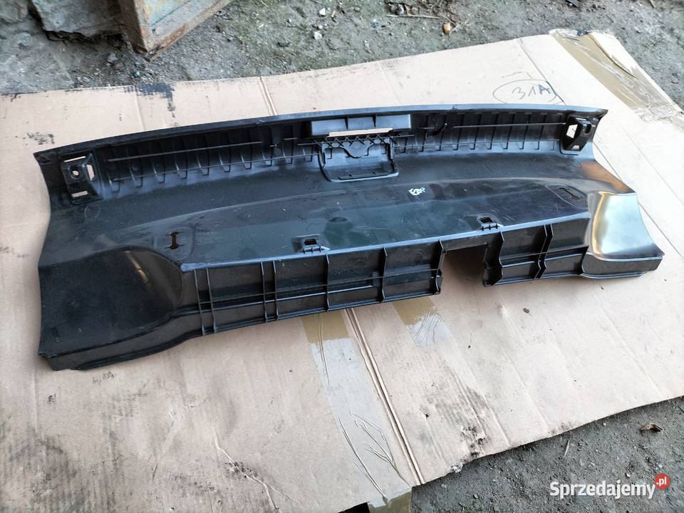 BMW 1 E87 NAKŁADKA OSŁONA RYGLA ZAMKA BAGAŻNIKA osobowe sprzedam
