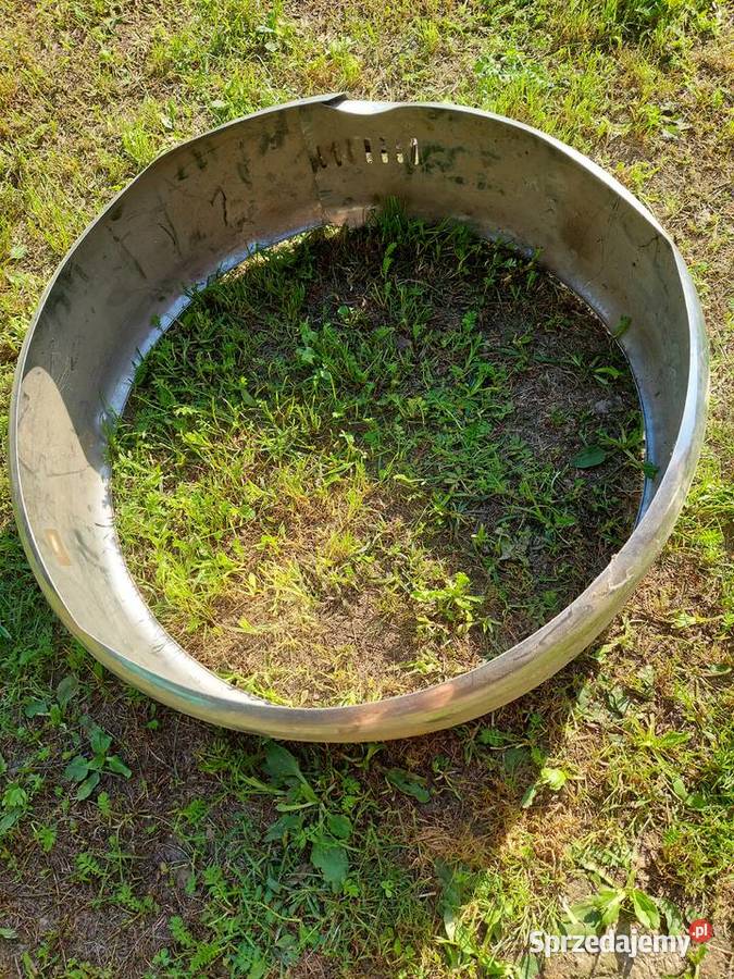 Obudowa koła zapasowego Nowa Słupia