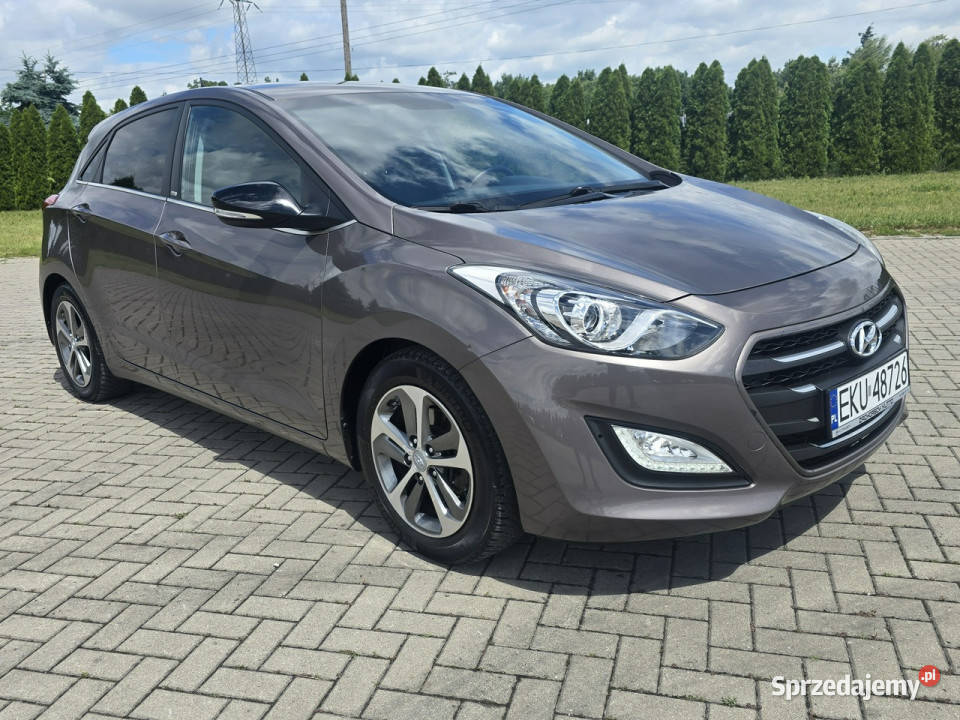 Hyundai i30 16crdi NavigacjaTempomatLedyKlimatr