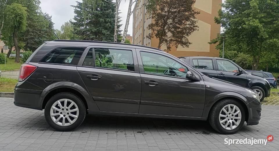 Opel Astra 17dcti 125 2009r Lift przyciemniane szyby sprzedam