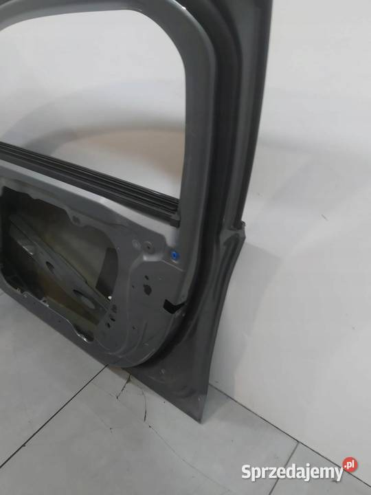 DRZWI PRAWE PRZÓD C4W Bmw Seria 3 VII 20182026