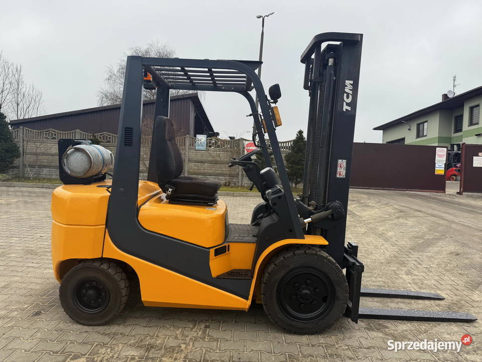 wózek widłowy TCM FG30T6 LPG 3000 370m przesuw Nissan Działoszyn sprzedam