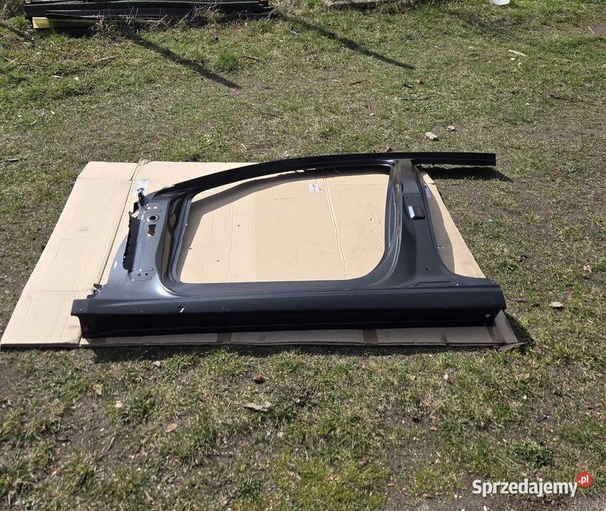Próg słupek lewy Audi A5 B10 8B5809839 osobowe
