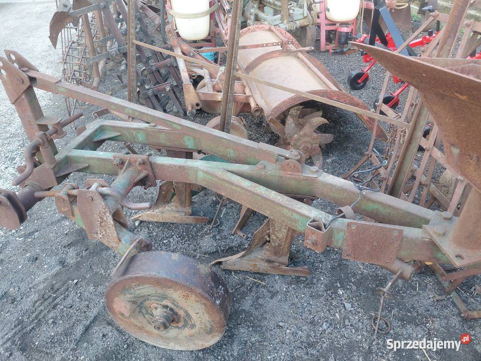 Pług 3 średni Orlik małopolskie Uszew