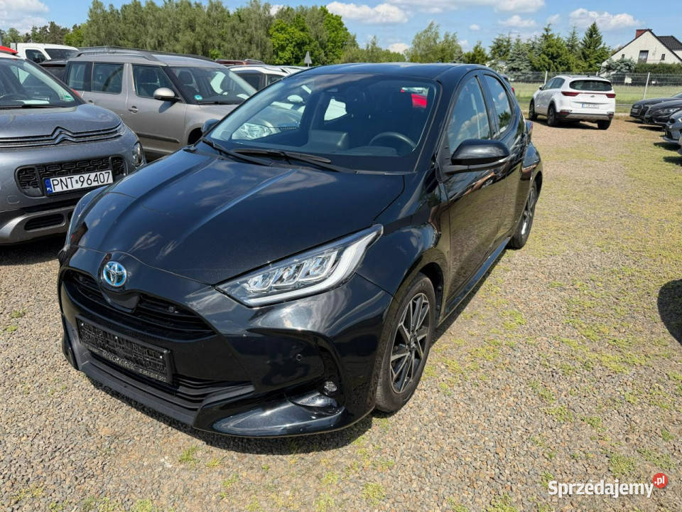 Toyota Yaris hybryda automat kamera gwarancja IV światła do jazdy dziennej Yaris Zbąszyń