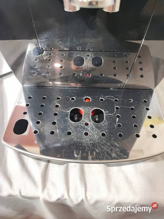 OUTLET Automatyczny ekspres ciśnieniowy DeLonghi Świerklaniec