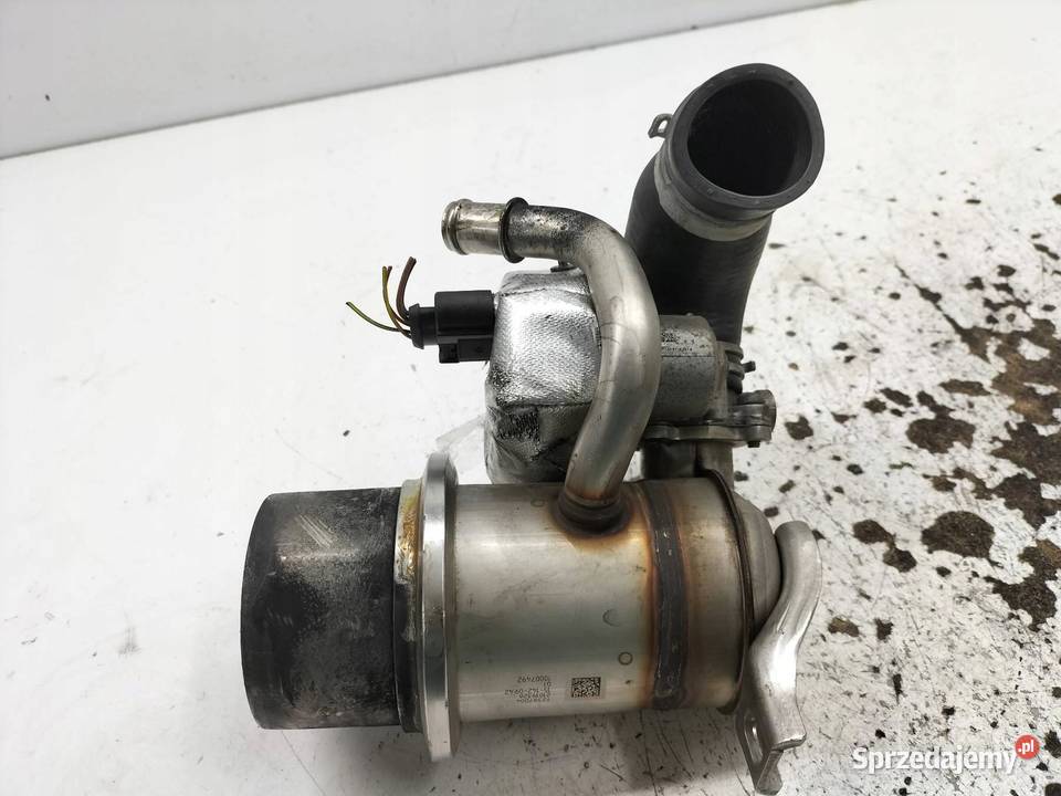 CHŁODNICA SPALIN 04L131512D 20 TDI VW Volkswagen Rok produkcji 2015