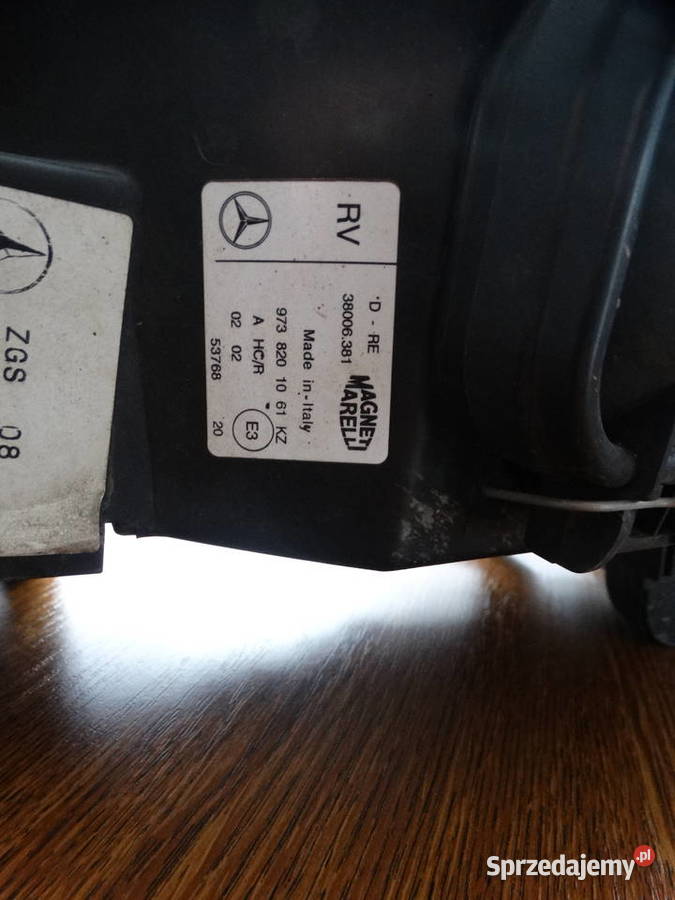 MERCEDES ATEGO REFLEKTORY LAMPY Przód podkarpackie Dębowiec