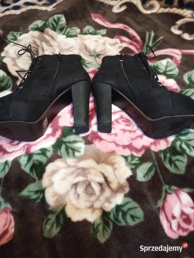 Buty botki na platformie 38 Przemyśl