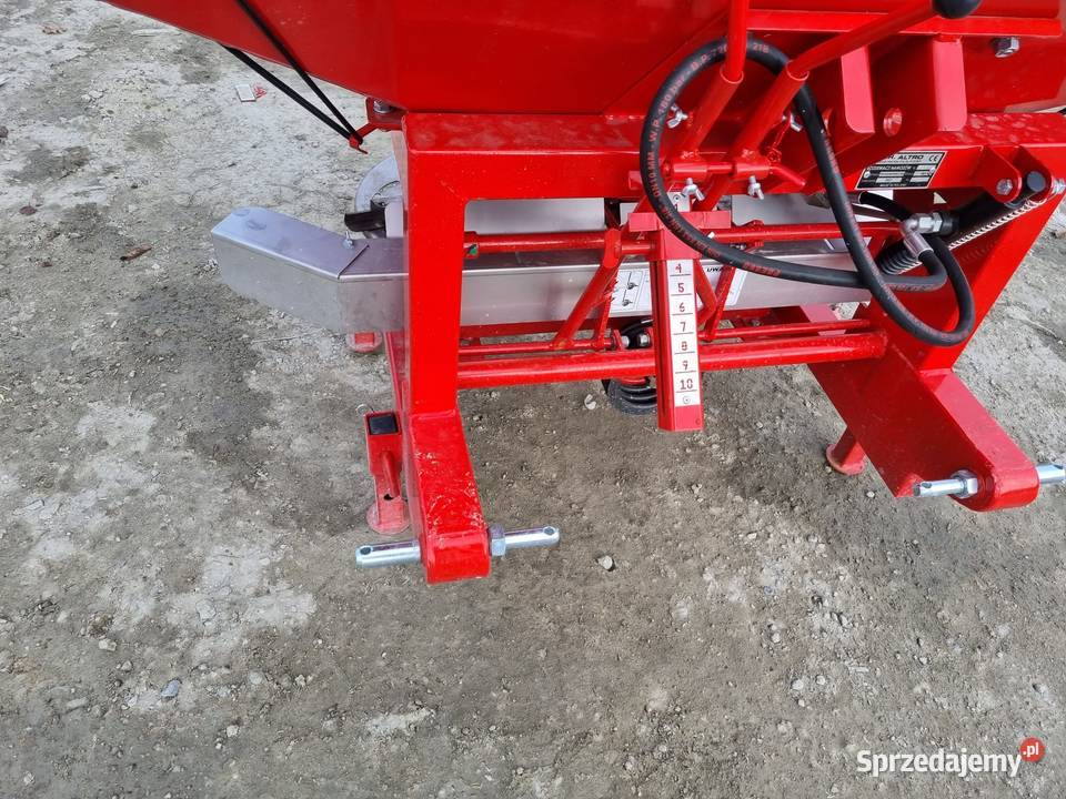 2022 Rozsiewacz Nawozu 600800L Altro Szubin sprzedam