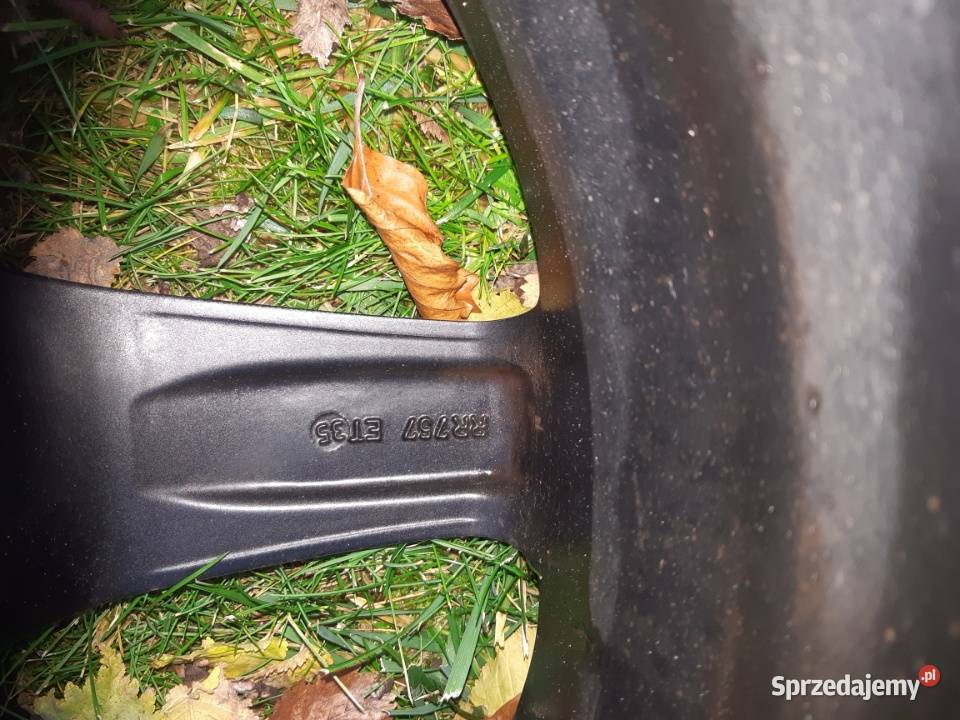 Opony zimowe klasy premium Pirelli Sottozero 3 Zamość sprzedam