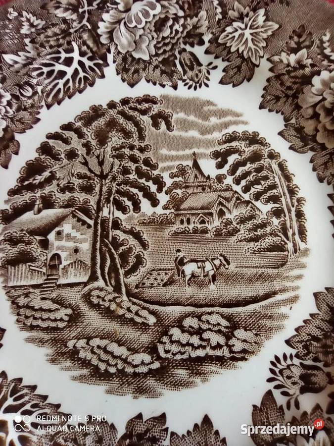 Talerzyk deserowy
manufaktury Wood Sons England Gdańsk