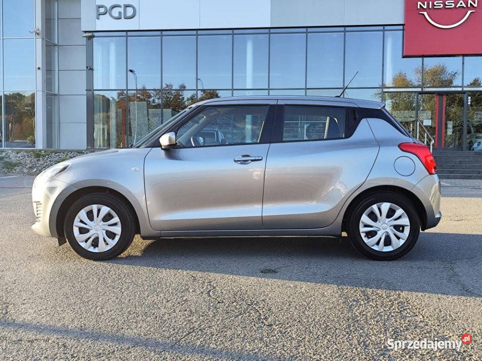 SUZUKI Swift 2022r salon LED tempomat BT Kraków sprzedam