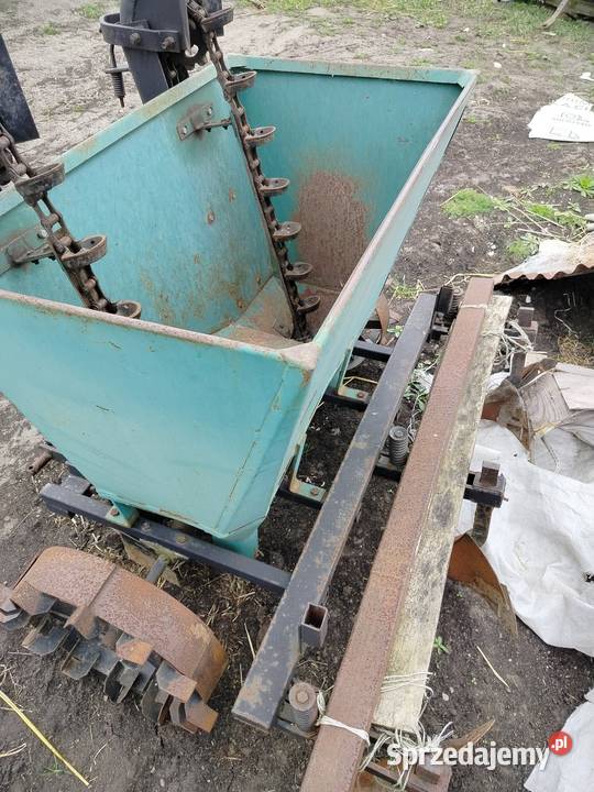 Sadzarka do ziemniaków nieuszkodzony Konin