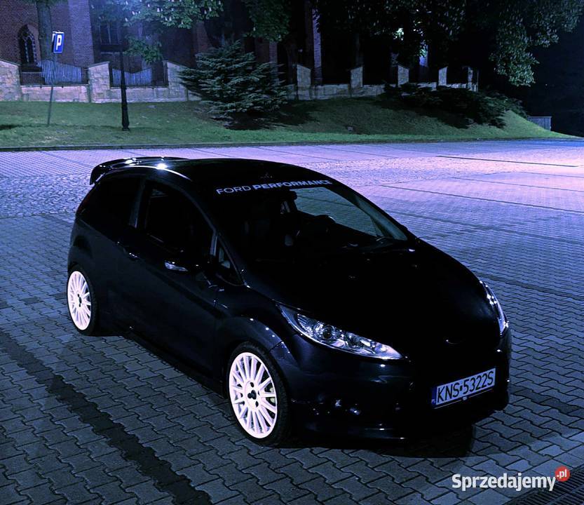 Ford Fiesta SST manualna Szalowa
