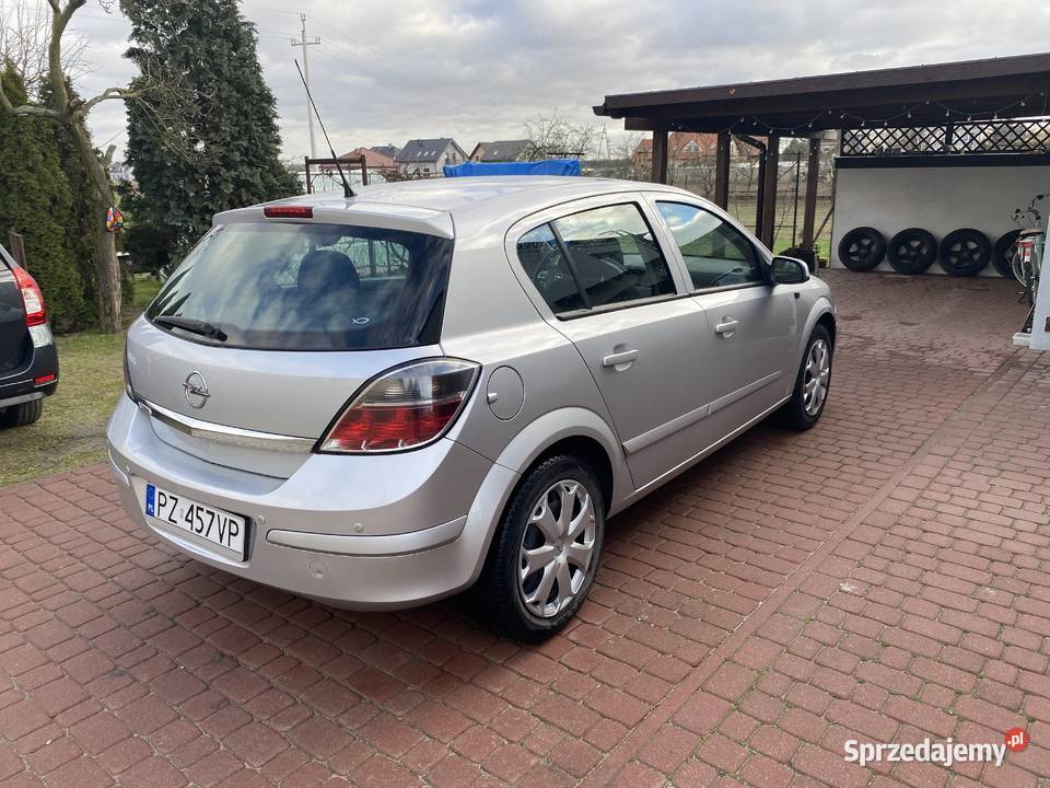 Opel Astra H 20082009 bogato wyposażona MP3 Dopiewo