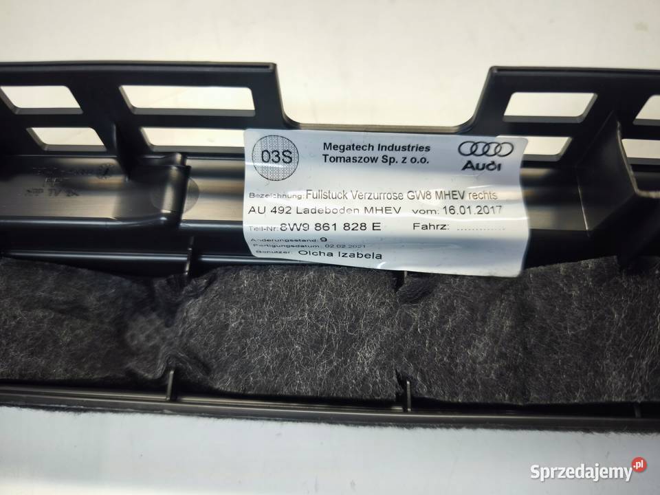 LISTWA BAGAŻNIKA PRAWA AUDI A4 B9 LIFT AVANT