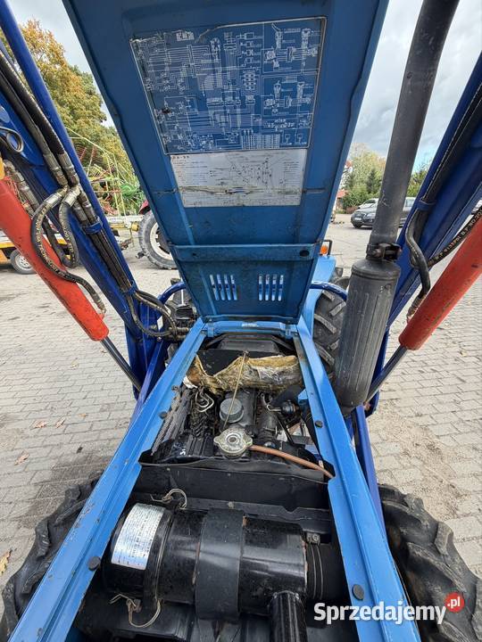 Iseki TL 2701 z turem mini ciągnik traktor