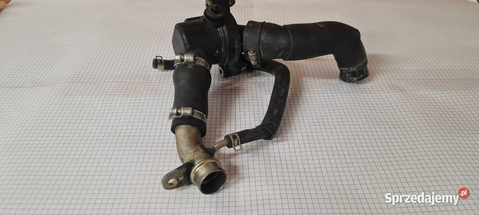Yamaha R1 RN 12 termostat obudowa komplet