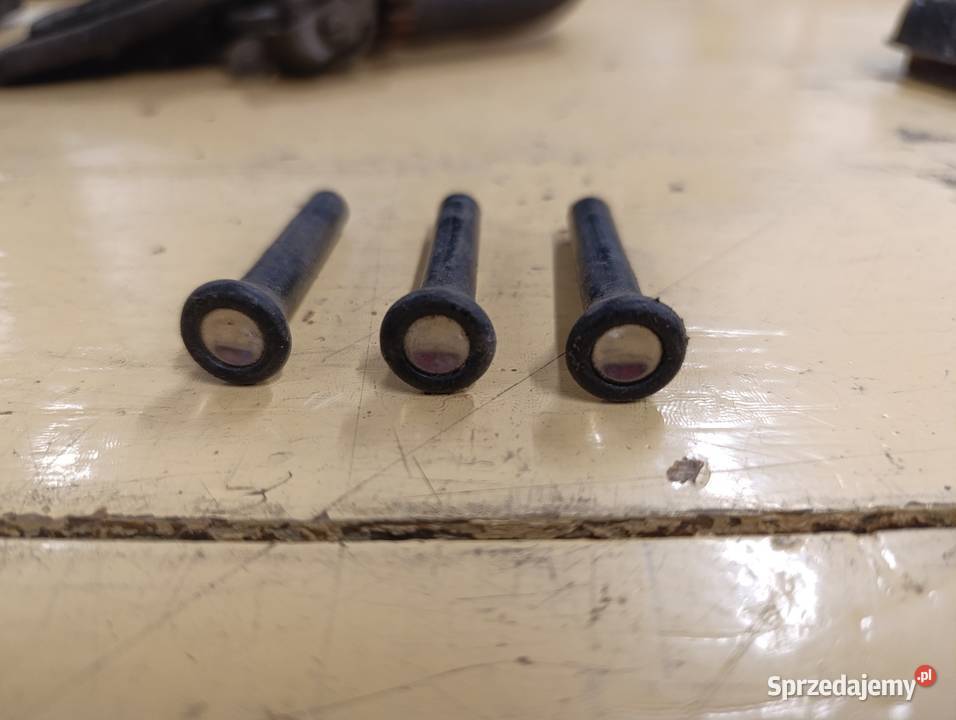 Mercedes 115 116 kołki drzwi rygle cztery sztuki osobowe wielkopolskie Poznań