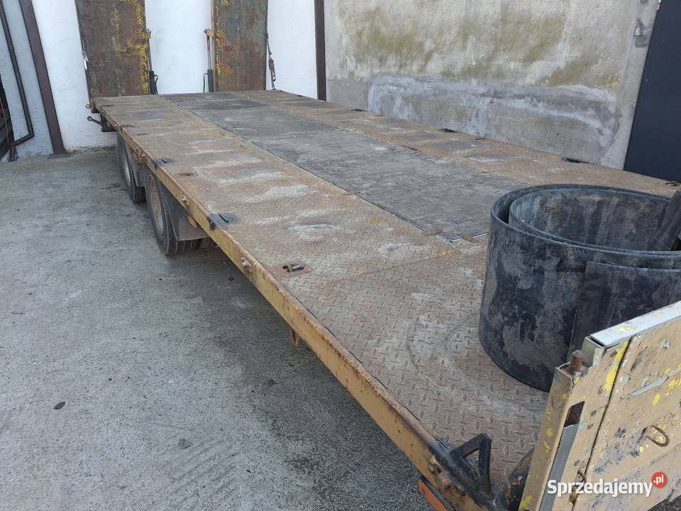 Laweta przyczepa niskopodwoziowa tandem Rok produkcji 2000 Toszek