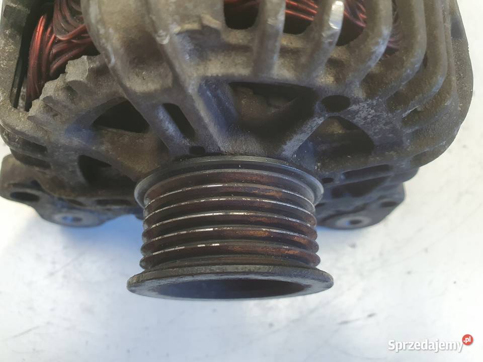 ALTERNATOR VW Golf V 16 FSI valeo 03C903023B Chełm sprzedam