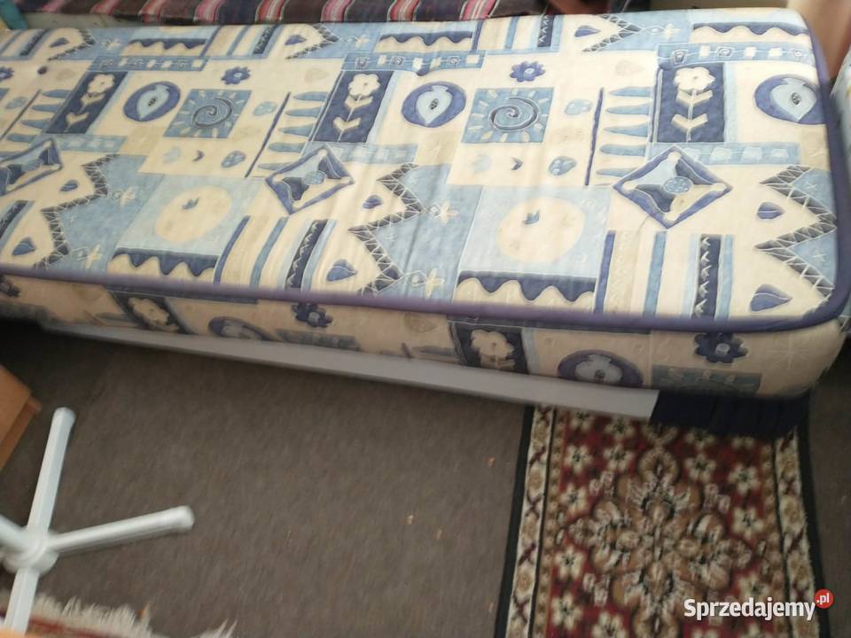 Sprzedam wygodny tapczan na działkę Skotniki sprzedam