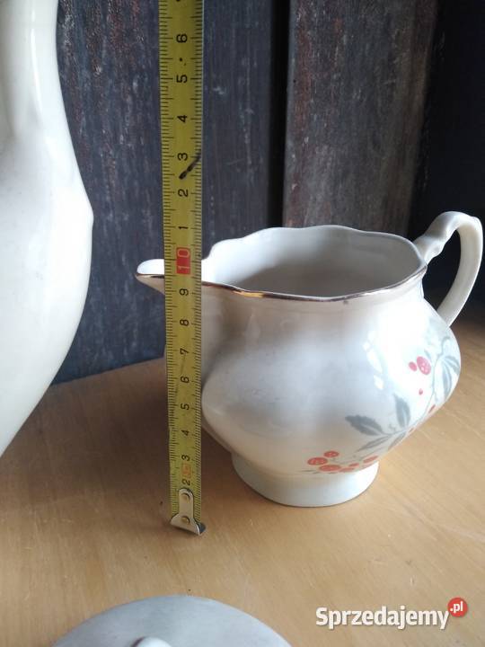 Porcelana Chodzież dzbanek i mlecznik zabytek Dąbrowa Górnicza