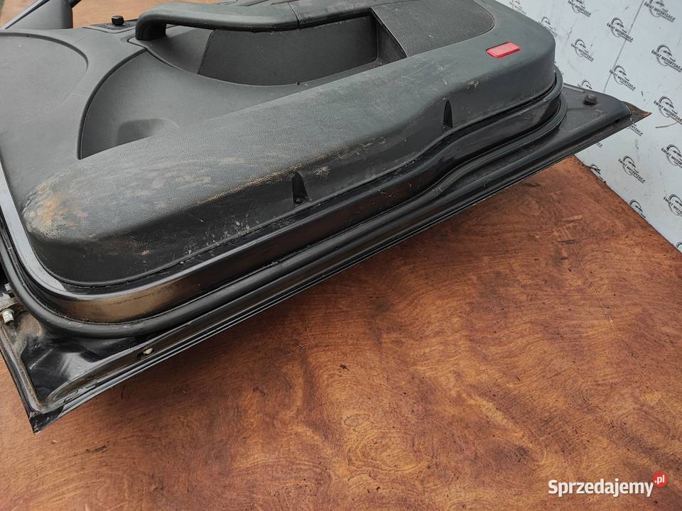 SKODA YETI 12r drzwi prawe przód osobowe