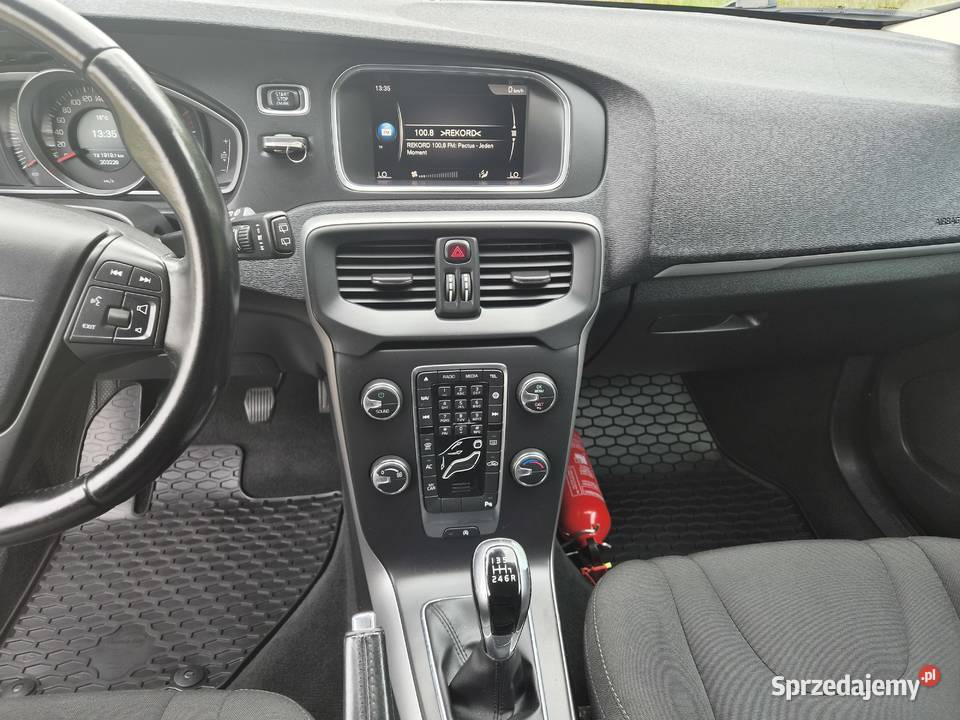 Volvo v40 Polift 20 D2 120 Sprowadzony