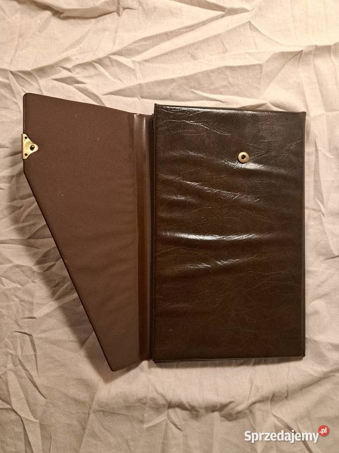 Etui na dokumenty do auta zabytek oldtimerStan Brzesko sprzedam