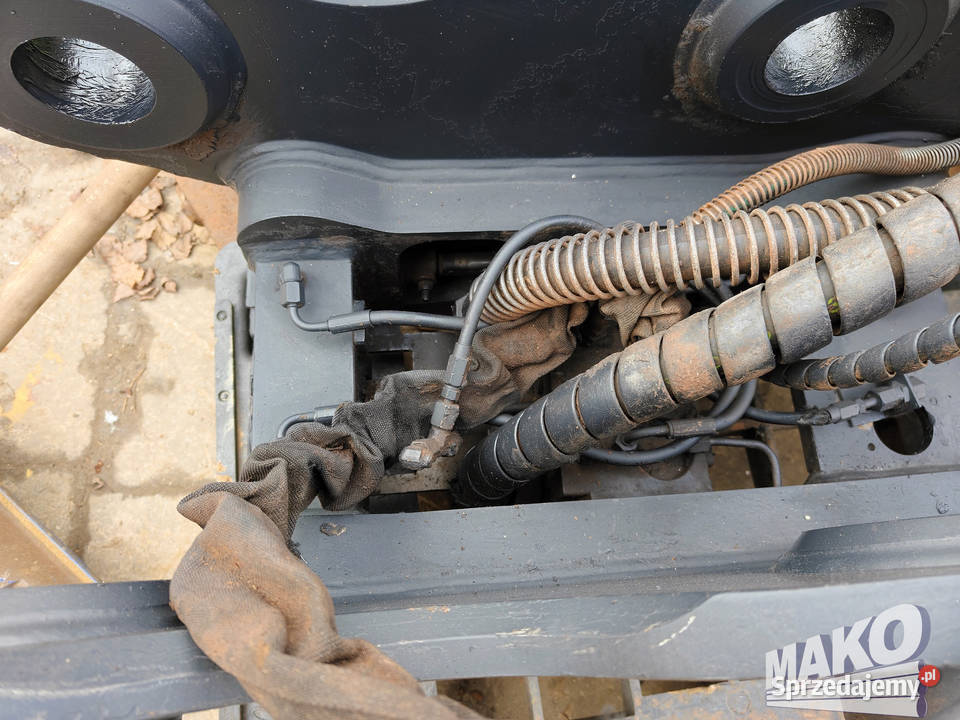 Szybkozłącze hydrauliczne OQ60 S60 OilQuick60 Ostrowiec Świętokrzyski