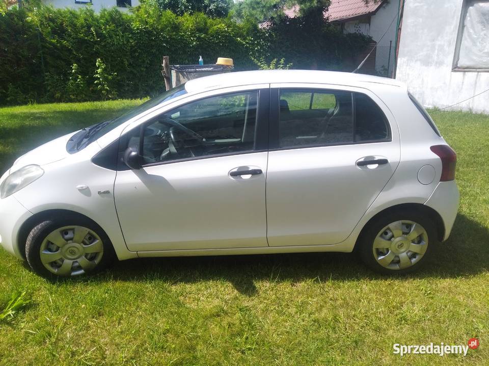 Toyota yaris komputer pokładowy Yaris Samochody osobowe sprzedam