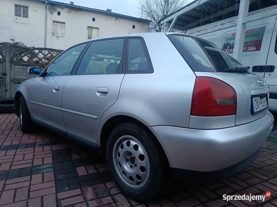 AUDI a3 16 MPI 101 nieuszkodzony sprzedam
