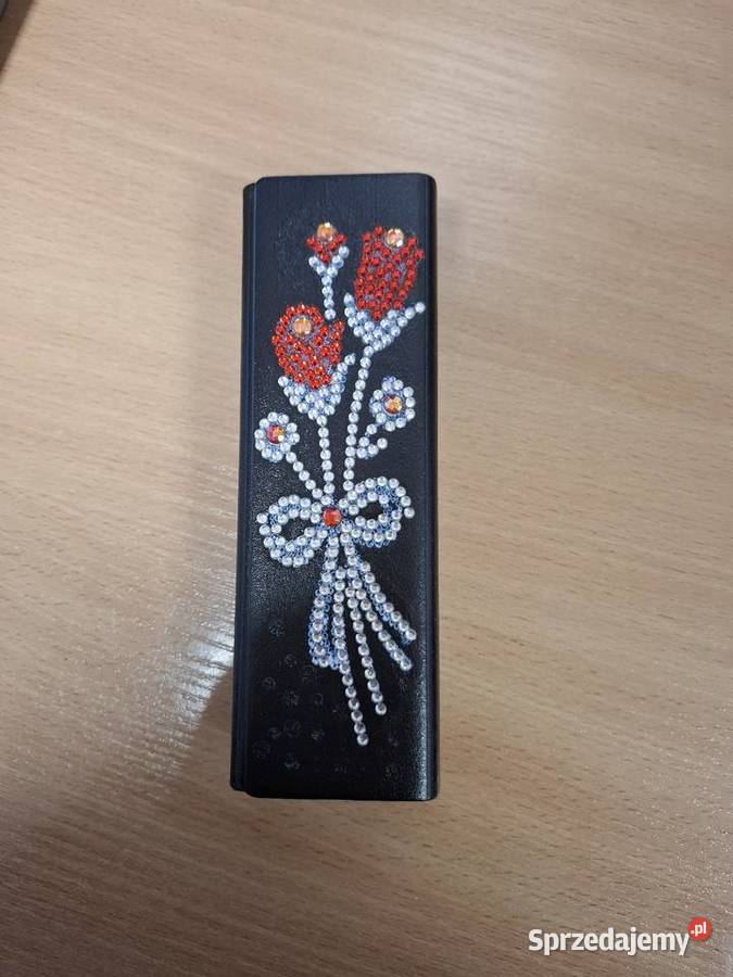 Etui na okulary wyklejane diamencikami mazowieckie Warszawa