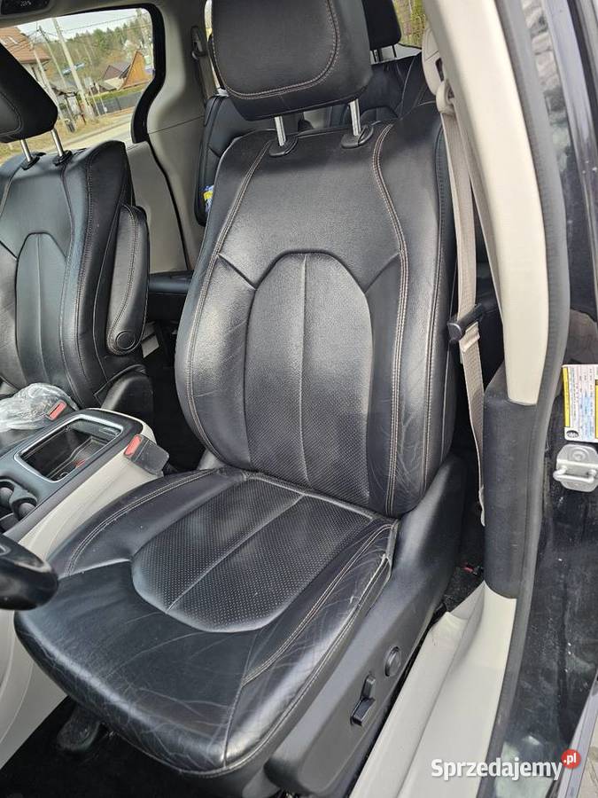 Chrysler Pacifica 2018 Touring L Plus 36 V6 291 Majków sprzedam