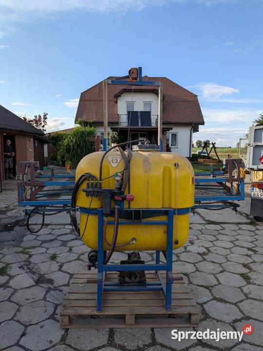 Opryskiwacz polowy 400 L Janowice sprzedam