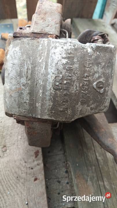 Fiat 125p zwrotnice z zaciskami osobowe łódzkie Łódź